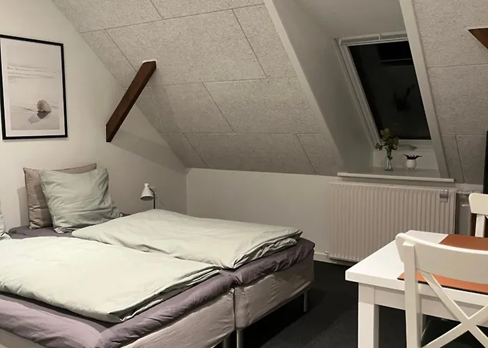 Bed And Kitchen